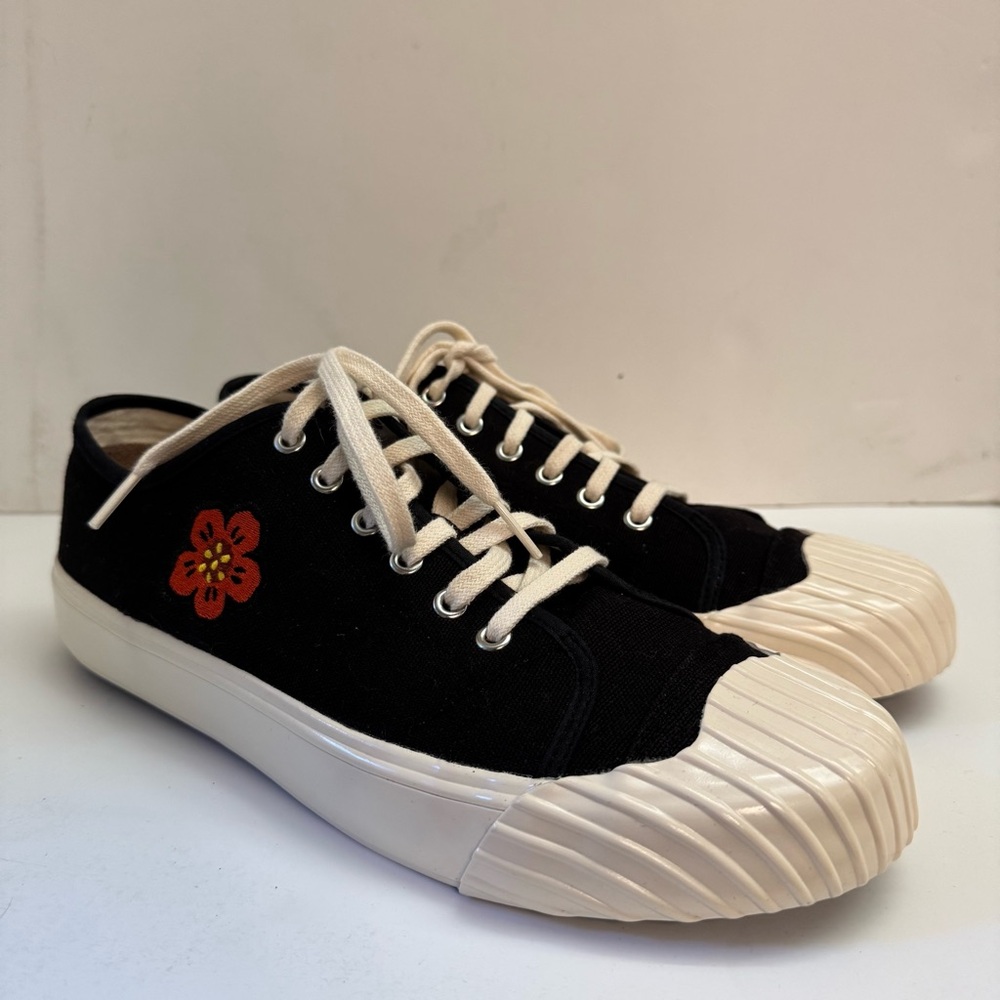 Kenzo Flower Embroidered Lace-Up Sneakers